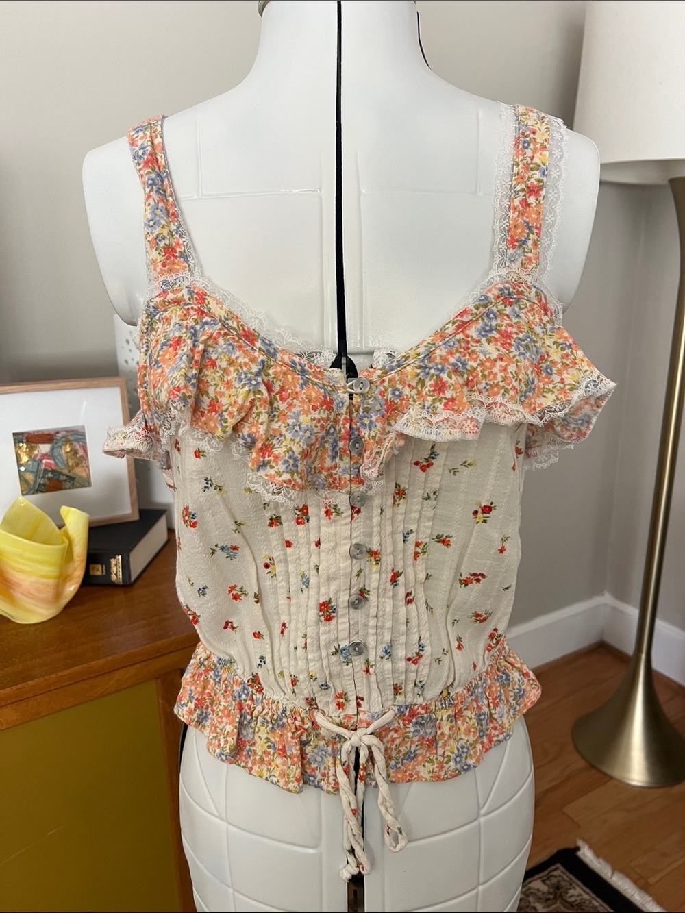American Eagle Outfitters Cream Floral Ruffle Tie-Front Camisole